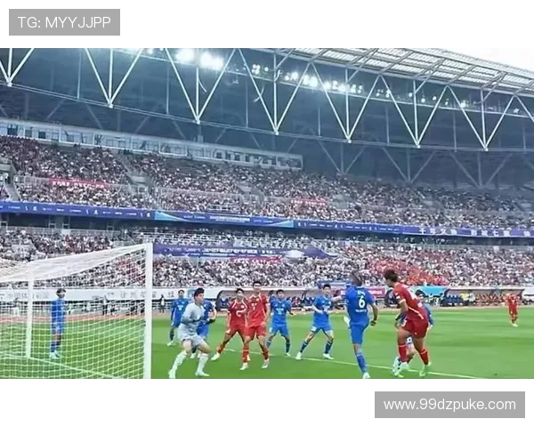 10人比赛视频：从赛场到观众的热血瞬间全景展示